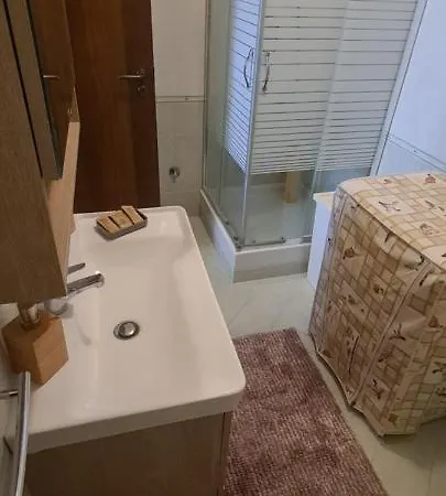 Apartment Mavilla *